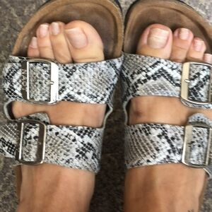 Naot snake skin two straps sandals in 37